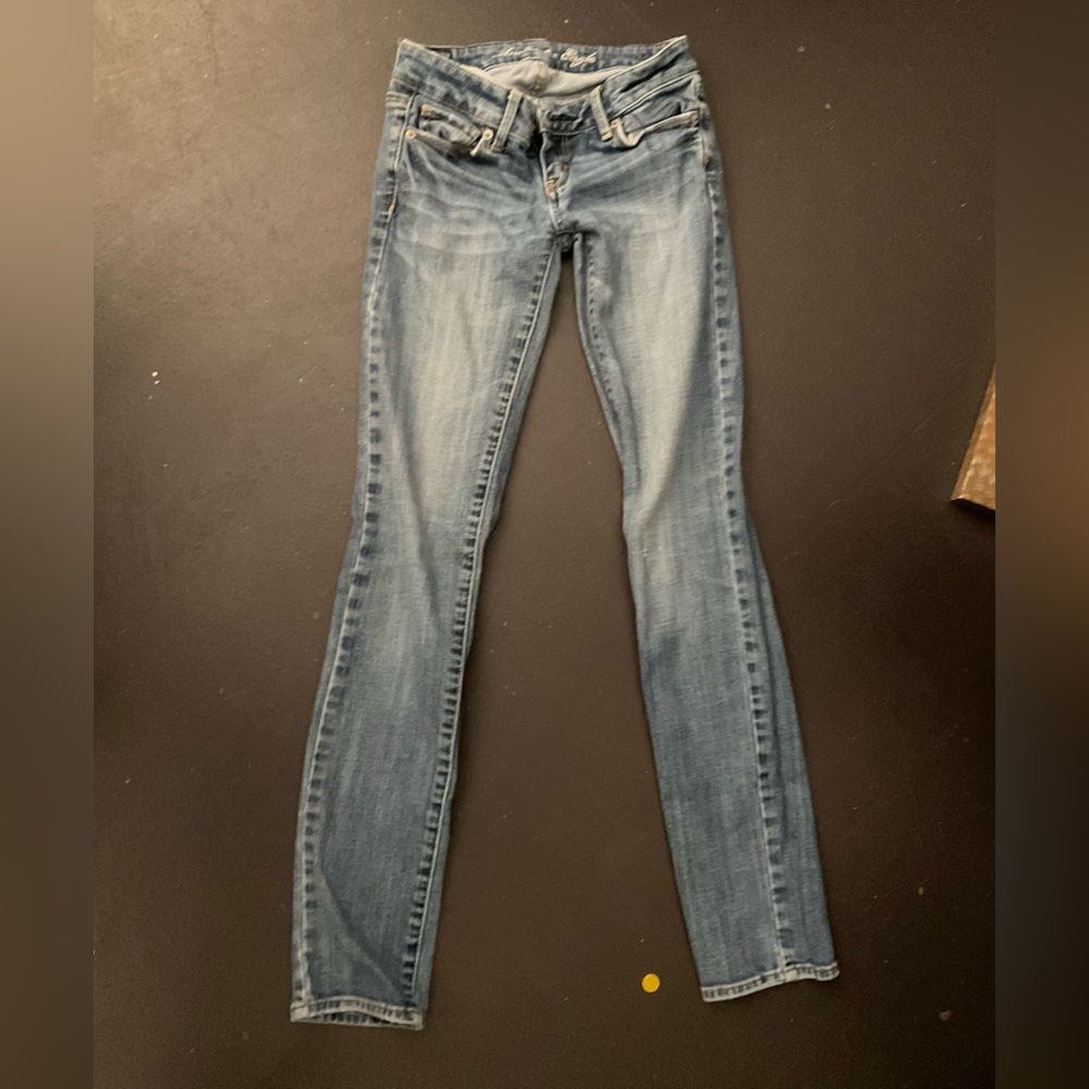 American Eagle Outfitters Light Blue Skinny Jeans
